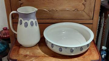 Emaille lampetset beschikbaar voor biedingen