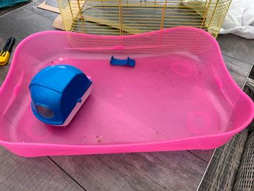 Imac knaagdierenkooi beschikbaar voor biedingen