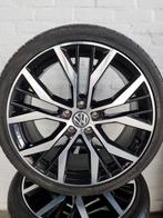 Nette orig. 19" VW Golf 7 GTI Santiago velgen, 6mm Vredestei, Gebruikt, Banden en Velgen, 235 mm, Personenwagen