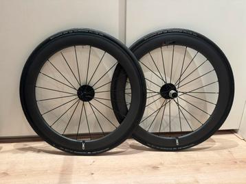 NIEUW!!! Carbon wielen 60mm beschikbaar voor biedingen
