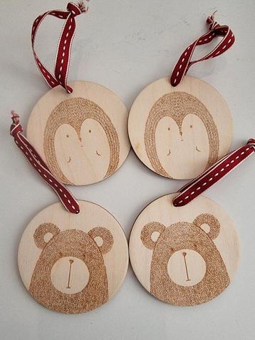 Ornamenten kerstboom hout bosdieren egel beer 4 stuks