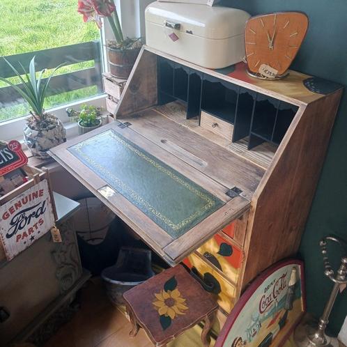 Bloemen Bureau | Vintage | ladekast, Huis en Inrichting, Kasten | Ladekasten, Zo goed als nieuw, 100 tot 150 cm, 50 tot 100 cm