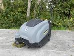 Schrobmachine Kärcher professional, Doe-het-zelf en Verbouw, Reinigingsmachines, Ophalen, Gebruikt, Schrobmachine