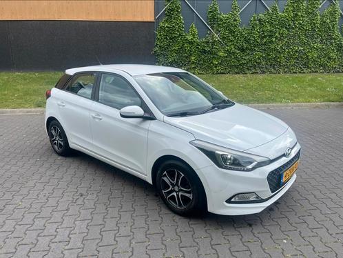 Hyundai i20 1.2 I 5-DRS 2015 Wit, Auto's, Hyundai, Particulier, i20, Benzine, B, Hatchback, Handgeschakeld, Origineel Nederlands