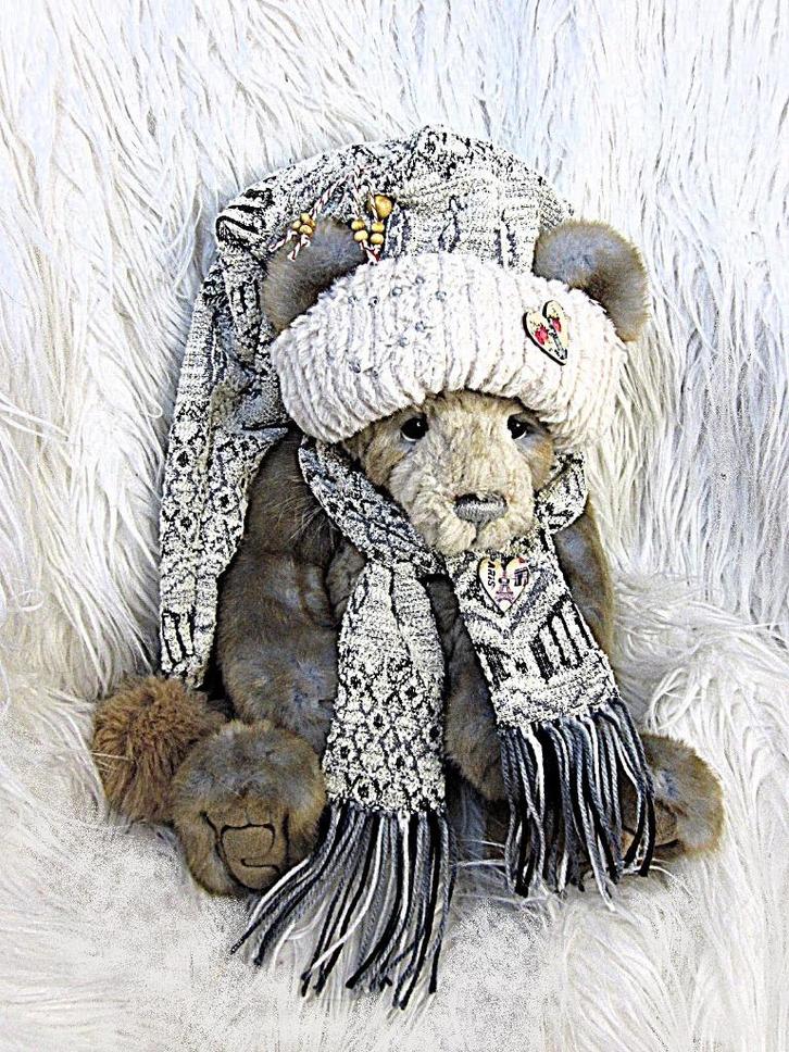 Muts set voor teddy beren maat 43cm lang past Charlie Bears, Verzamelen, Beren en Cherished Teddies, Nieuw, Overige typen, Overige merken