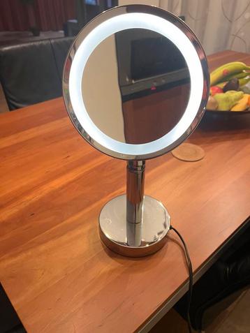 Make up spiegel met dubbele verlichting merk Gerard Brinard beschikbaar voor biedingen