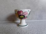 Eierdop Bloem Handpainted, Antiek en Kunst, Antiek | Keramiek en Aardewerk, Ophalen of Verzenden