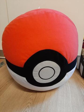 Grote Pokeball knuffel pokemon 45 cm beschikbaar voor biedingen