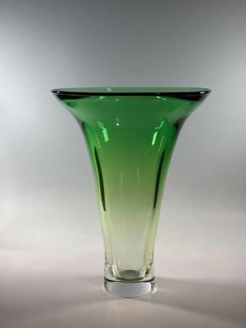 Jambor Leerdam Vaas 2006 - Groen Glas beschikbaar voor biedingen