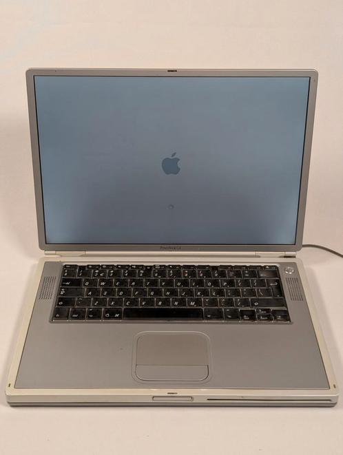 Apple PowerBook G4 (M5884) – Titanium + Oplader, Computers en Software, Vintage Computers, Ophalen of Verzenden