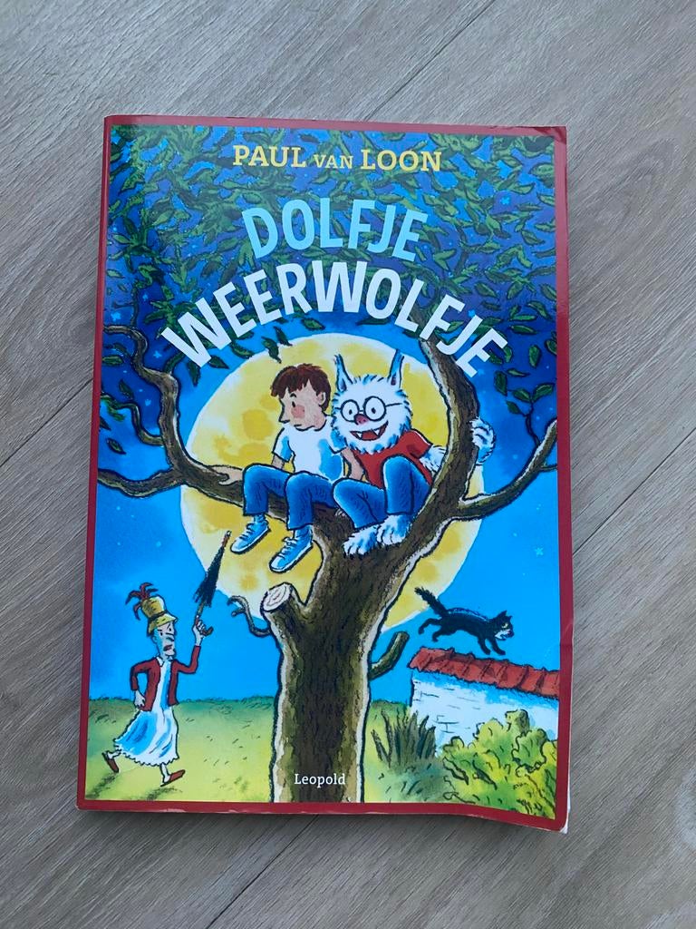 Dolfje Weerwolfje - Kaft licht gevouwen, Ophalen of Verzenden, Gelezen, Fictie algemeen
