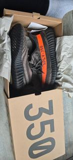 Yeezy 350, Kleding | Heren, Schoenen, Ophalen of Verzenden, Gedragen, Zwart