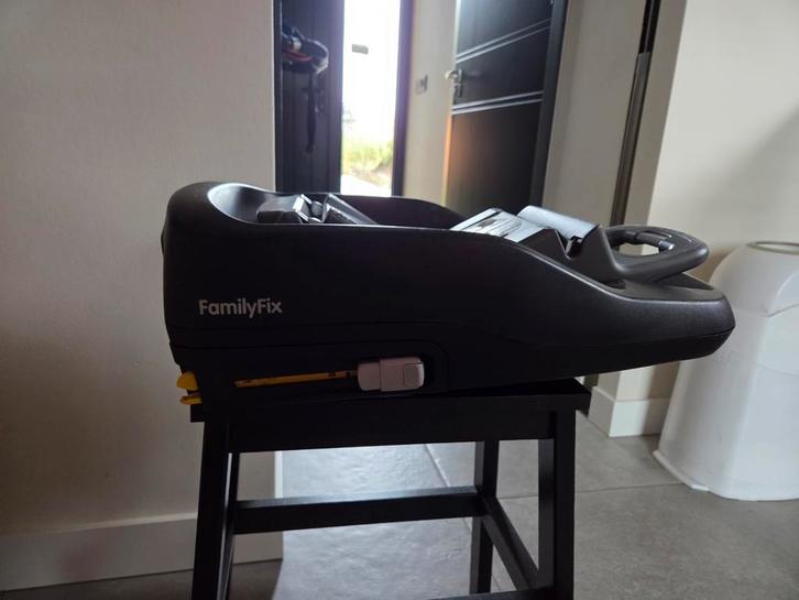 Maxi Cosi FamilyFix Isofix Base, Kinderen en Baby's, Autostoeltjes, Zo goed als nieuw, Maxi-Cosi, Isofix, Ophalen of Verzenden