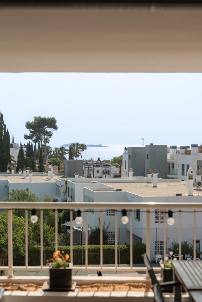 Heerlijk appartement te huur op Ibiza met zeezicht, Vakantie, Vakantiehuizen | Spanje, Ibiza of Mallorca, Appartement, Stad, Aan zee