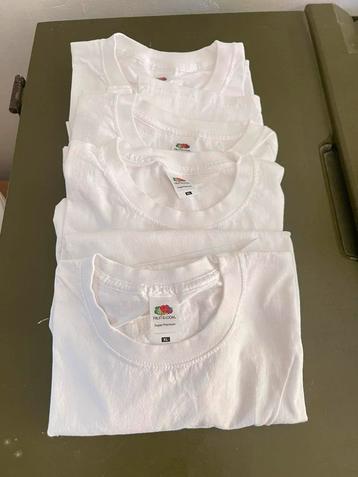 4x witte 👚👚👚👚  T-shirts nieuw nooit gebruikt XL beschikbaar voor biedingen
