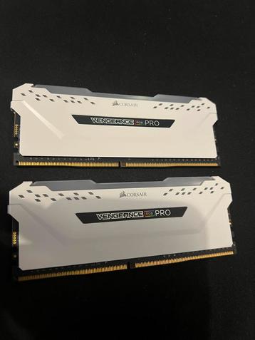 Corsair Vengeance RGB Pro 16GB (2x8GB) 3200MHz Wit / White beschikbaar voor biedingen