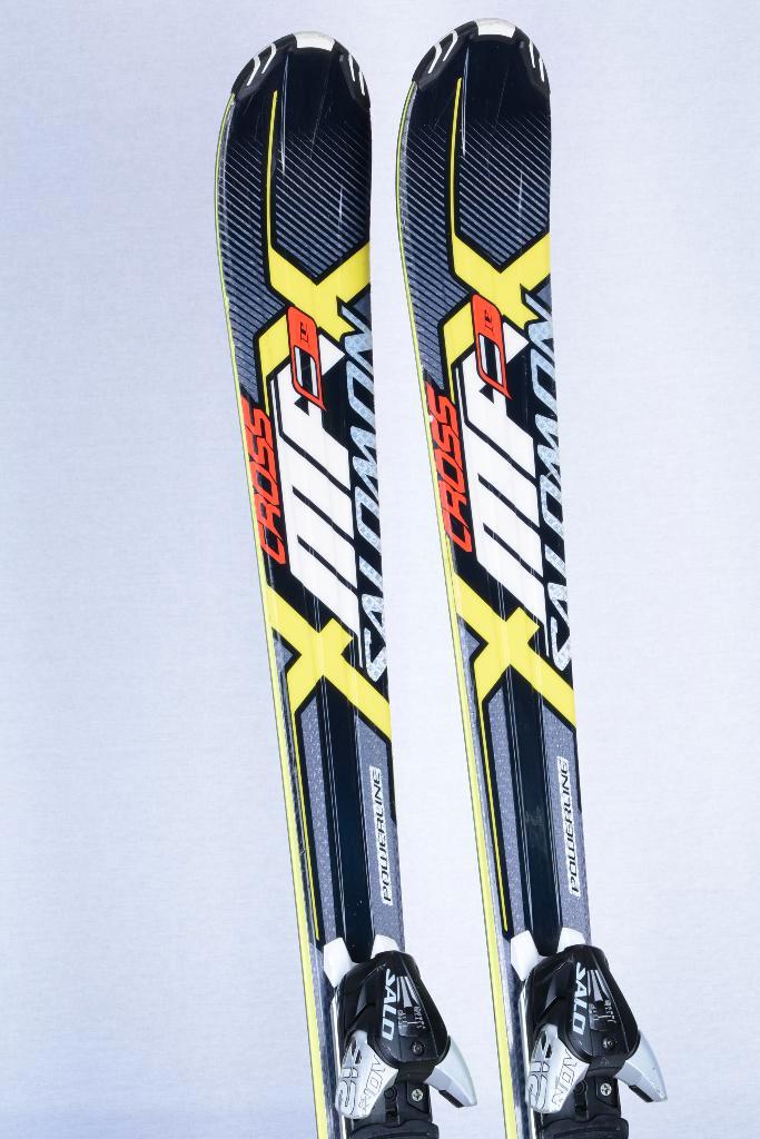 154 ski's SALOMON CROSS X-MAX, powerline titanium, woodcore, Sport en Fitness, Skiën en Langlaufen, Gebruikt, Ski's, Skiën, Salomon