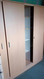 Kleding kasten, Huis en Inrichting, Ophalen, 25 tot 50 cm