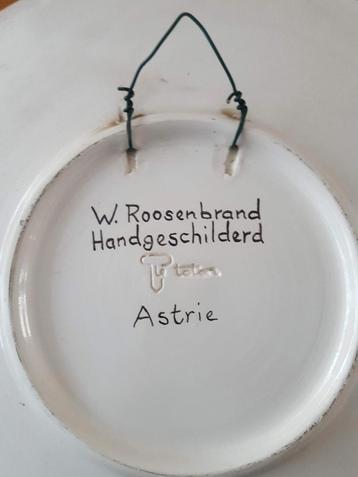 Wandbord W Roosenbrand Astrie Handgeschilderd  beschikbaar voor biedingen
