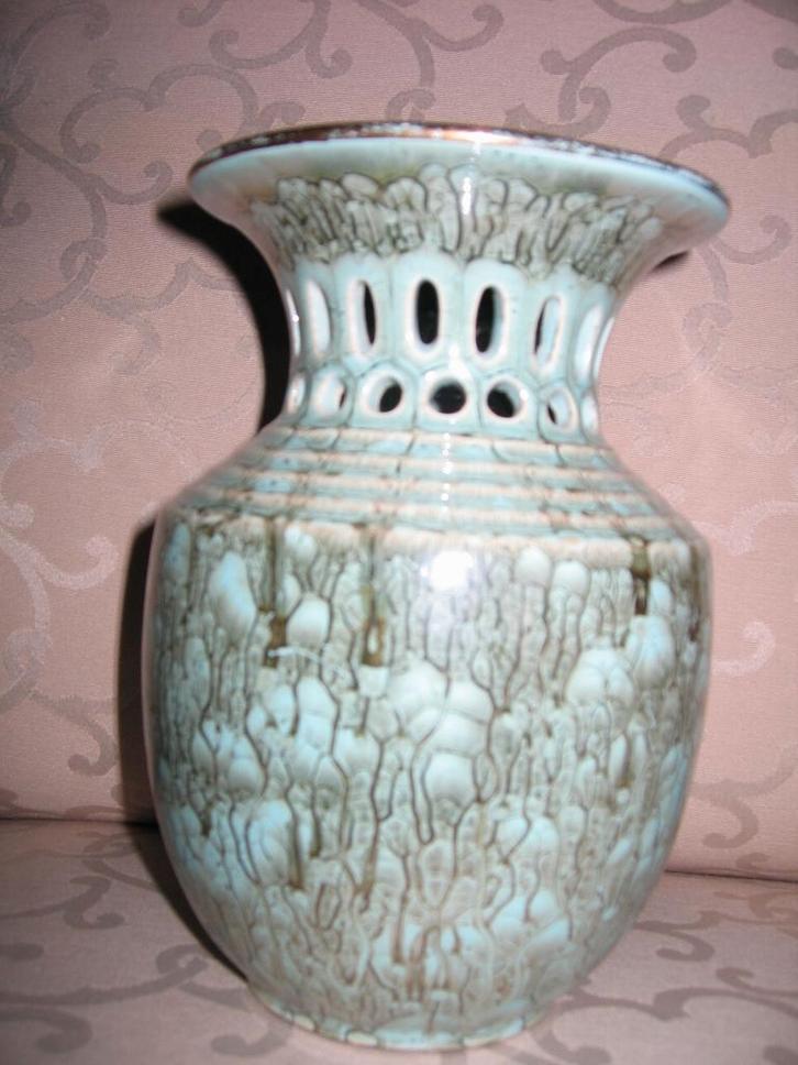 Jumbo plateel vaas met mooi opengewerkte kraag fifties, Antiek en Kunst, Curiosa en Brocante, Ophalen of Verzenden