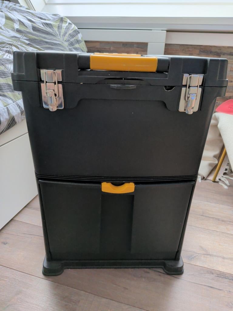 Gereedschapstrolley, Ophalen