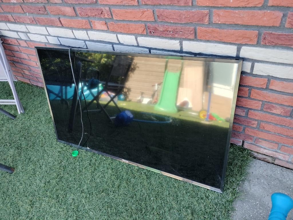 TV kapot, Overige merken, 50 Hz, Ophalen of Verzenden, 100 cm of meer