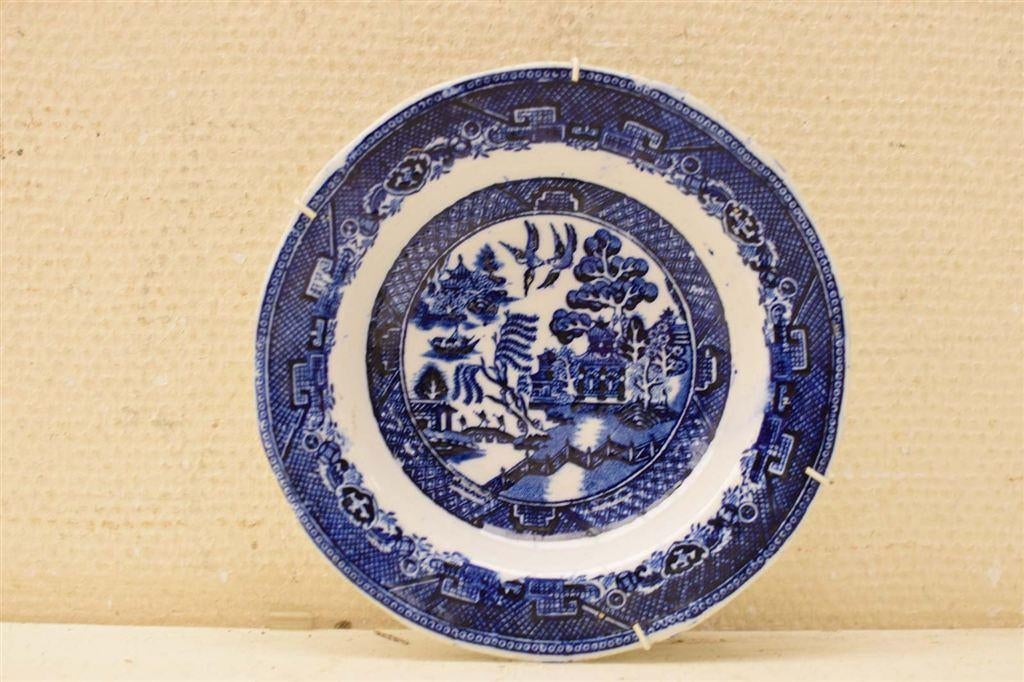 P Regout wandbord 46542, Ophalen of Verzenden, Gebruikt