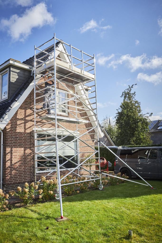 Rolsteiger huren?  Tot 12m werkhoogte + Dakconsole, Ophalen, Zo goed als nieuw, Rolsteiger of Kamersteiger, 5 meter of hoger
