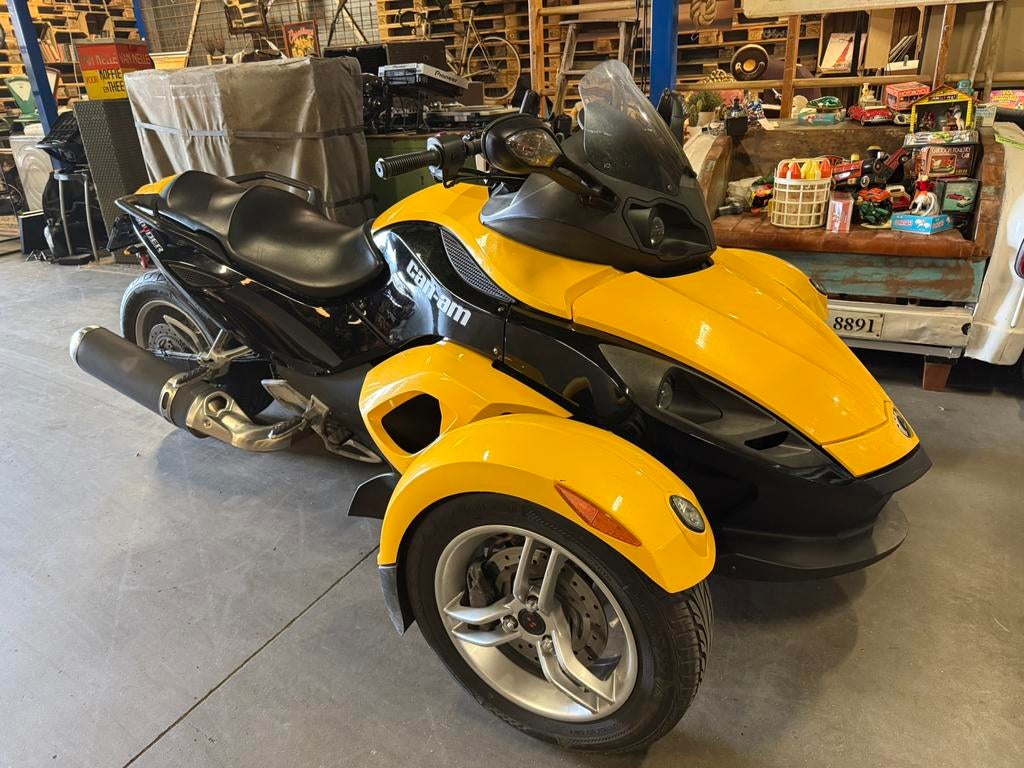 Can-Am Spyder 990cc 2008, 2 cilinders, 990 cc