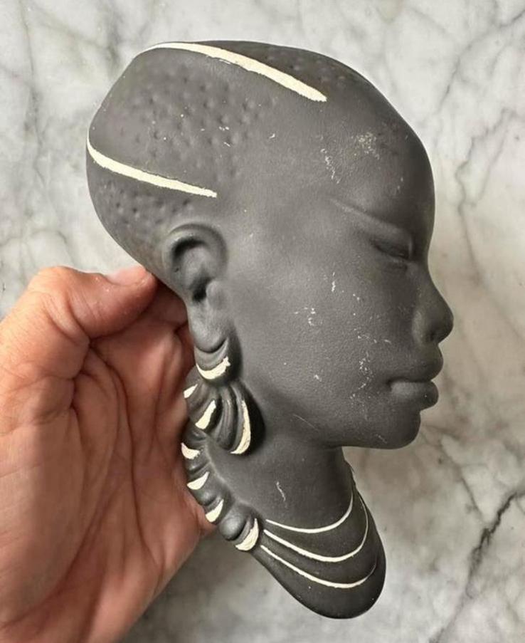 Wandhoofdje Kroon Afrikaanse Vrouw Vintage, Antiek en Kunst, Antiek | Keramiek en Aardewerk, Ophalen of Verzenden