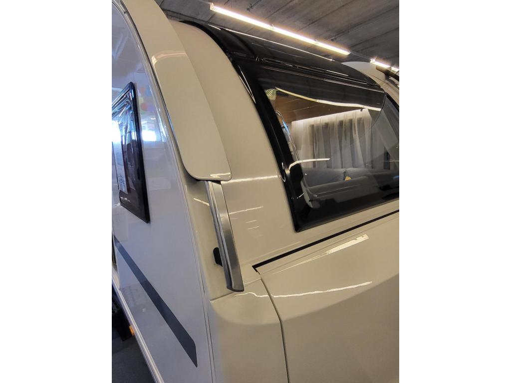 Adria Adora 522 UP; van € 38.343 voor € 35, Rondzit, Bedrijf, 1250 - 1500 kg, Tot en met 4