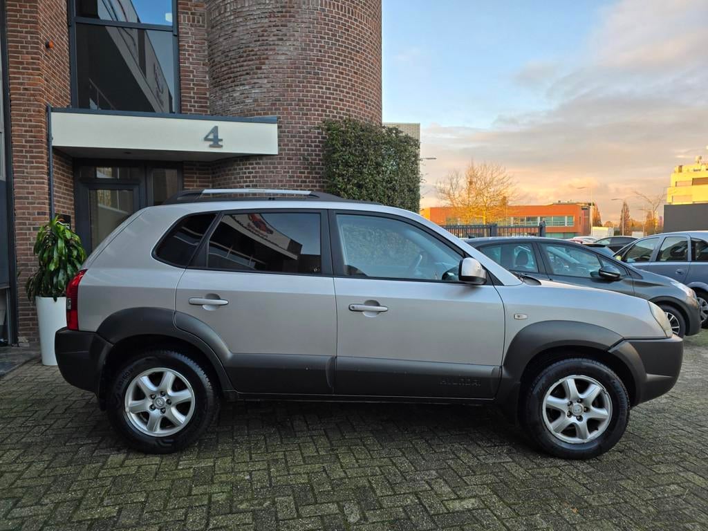 Hyundai Tucson 2.0i Dynamic Apk |Nap |Airco |Youngtimer, Auto's, Gebruikt, 4 cilinders, Origineel Nederlands, Handgeschakeld