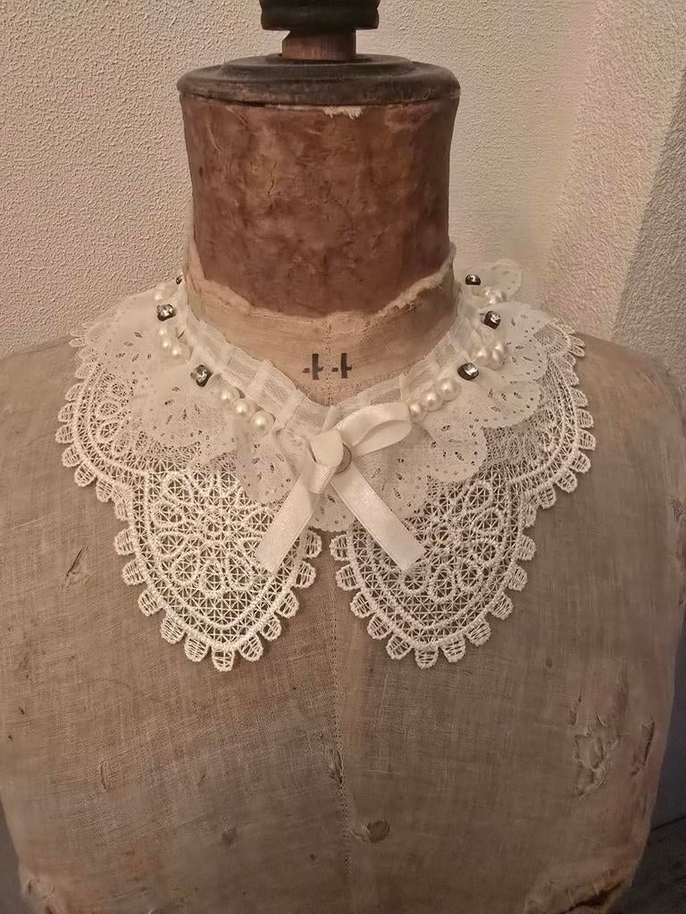 Kraagje, Ophalen of Verzenden