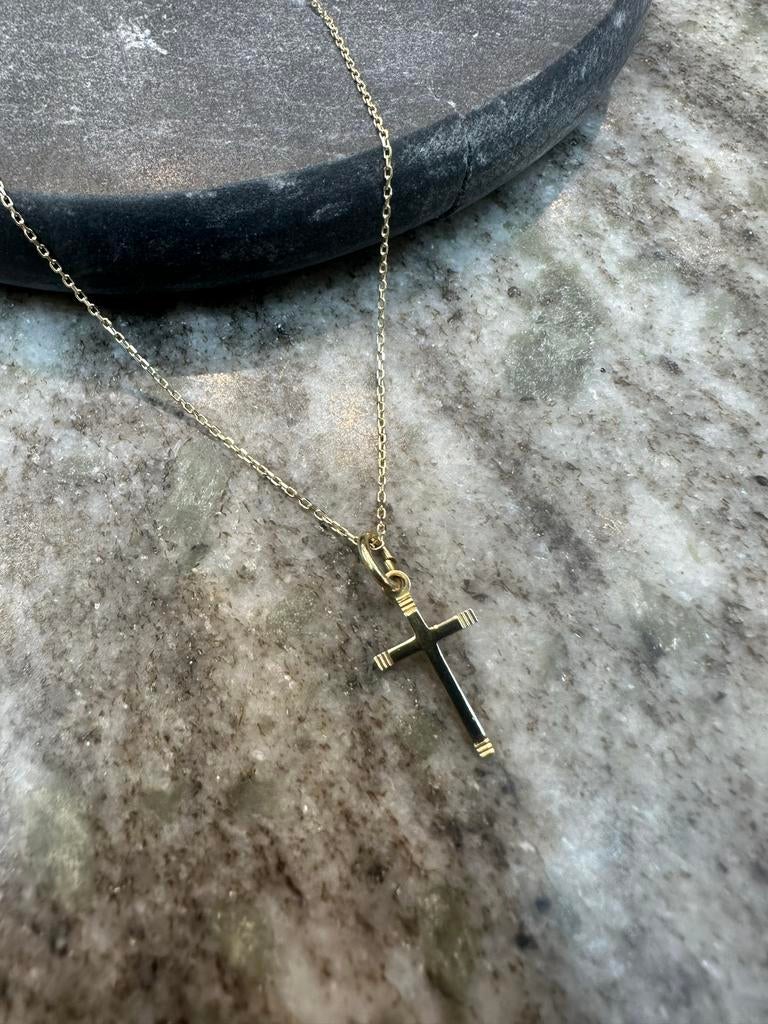 14k Gouden Ketting 42 cm met Kruis Hanger, Sieraden, Tassen en Uiterlijk, Kettingen, Ophalen of Verzenden, Gebruikt, Goud, Met hanger