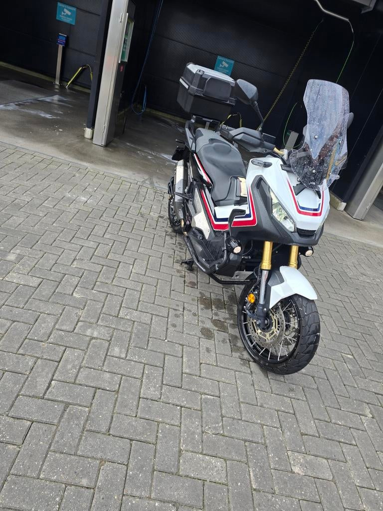 Honda X-ADV 750 Full Options Akrapovic, Motoren, Gebruikt, Particulier, Meer dan 35 kW, Minimaal motorrijbewijs A2
