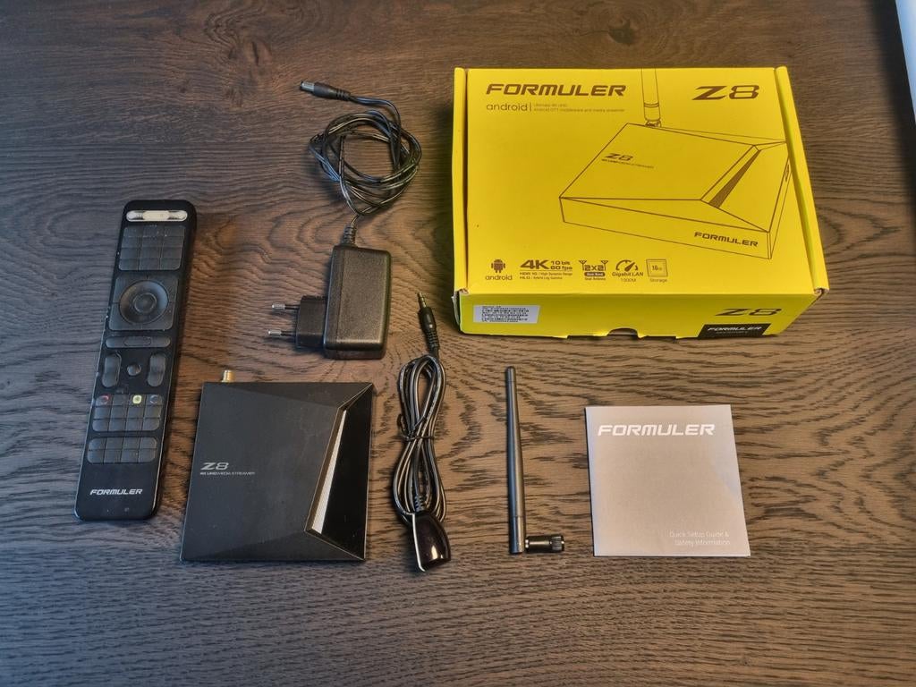 Formuler Z8 mediaspeler iptv met toebehoren, Ophalen of Verzenden