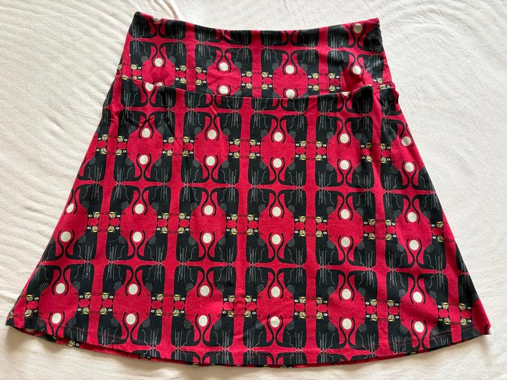 Prachtige rode rok met poezenprint - Bakery Ladies, Maat 42/44 (L), Ophalen of Verzenden, Zo goed als nieuw, Knielengte