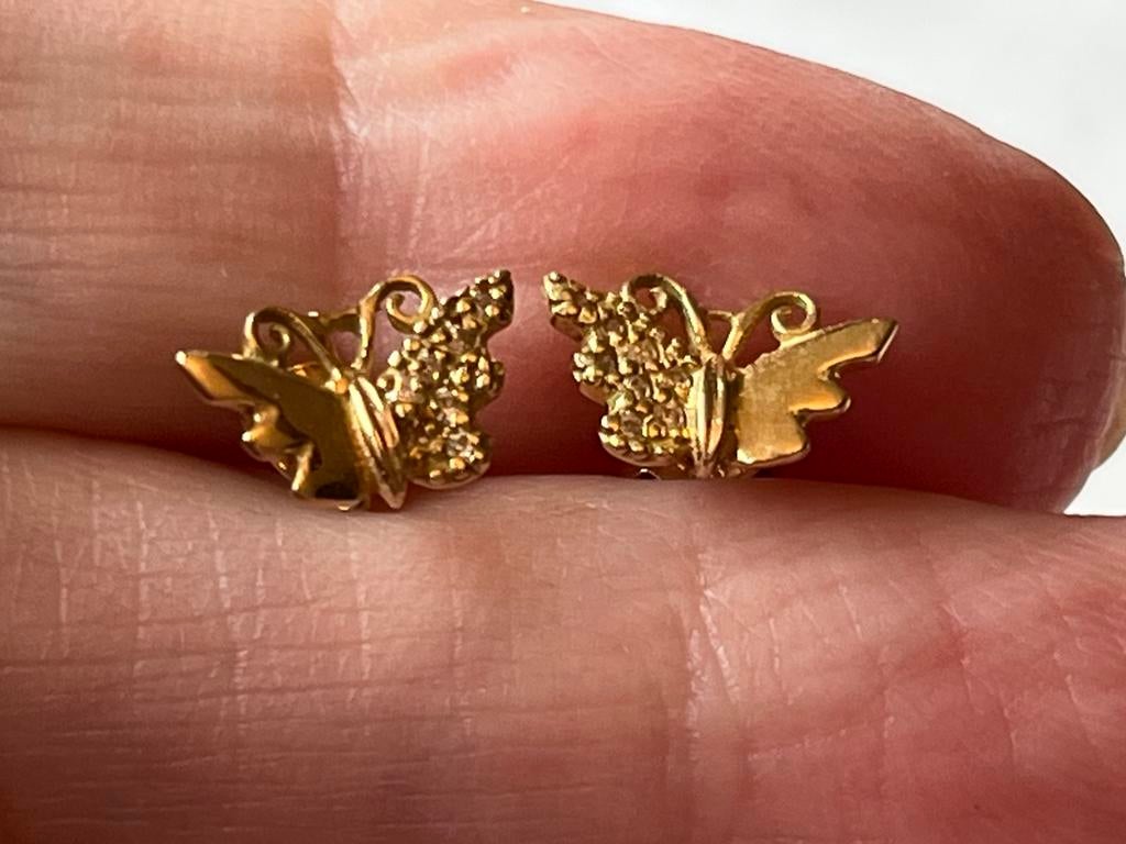 Gouden oorbellen Vlinder met diamant 14 CT, Sieraden, Tassen en Uiterlijk, Oorbellen, Verzenden, Zo goed als nieuw, Met edelsteen