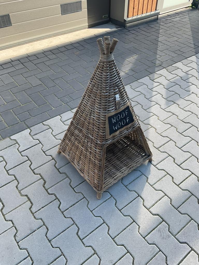 Wigwam rotan voor hond of kat zeer mooi nieuwprijs 175 euro, Dieren en Toebehoren, Ophalen, Zo goed als nieuw