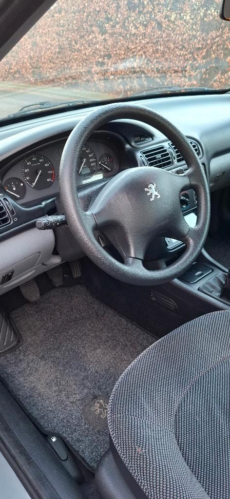 Peugeot 406 1.8 ST 16V 1999 Grijs, Auto's, Peugeot, Particulier, Radio, Benzine, Sedan, Handgeschakeld, Origineel Nederlands, Zilver of Grijs