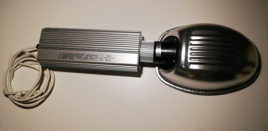 Kweek lamp 600 W. Incl. Bulb zgan!, Tuin en Terras, Kweekspullen, Ophalen, Zo goed als nieuw, Kweeklamp