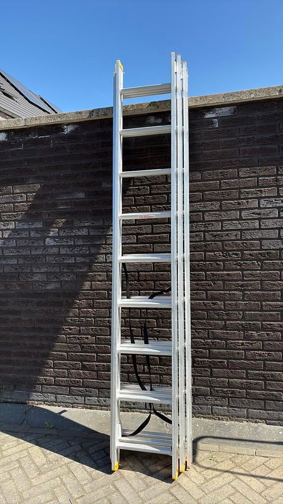 Ladder 3x9, Doe-het-zelf en Verbouw, Ladders en Trappen, Ophalen, Zo goed als nieuw, 4 meter of meer