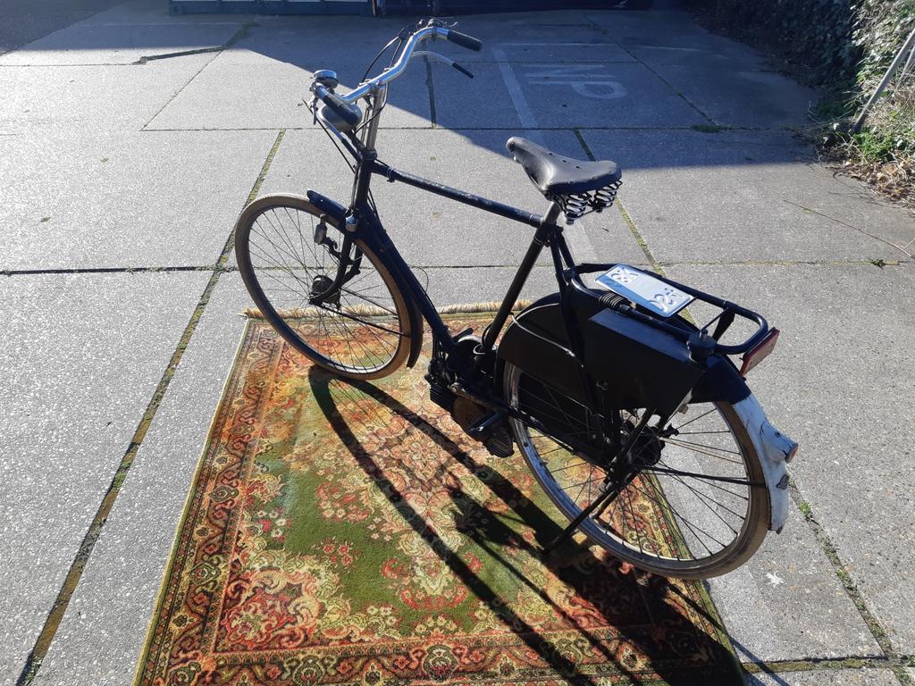 75 JARIGE MOSQUITO GAZELLE FIETS.....599.95 EURO, Fietsen en Brommers, Brommers | Oldtimers, Ophalen of Verzenden, Overige merken