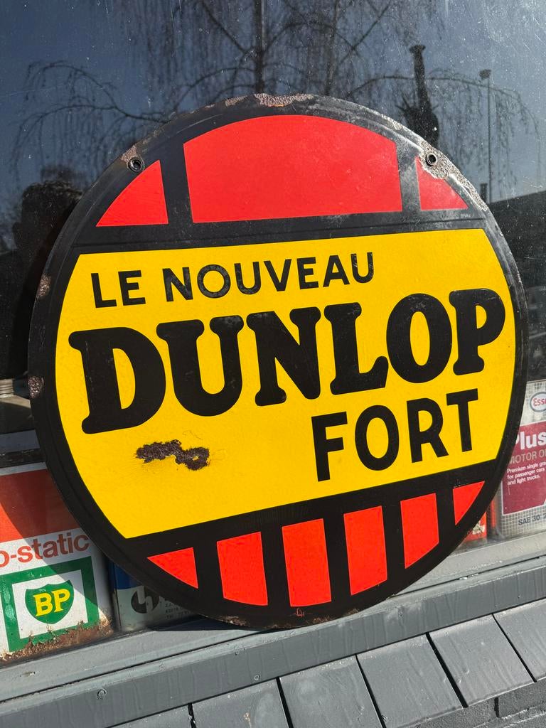 Vintage Dunlop Fort Emaille Reclamebord - Le Nouveau, Ophalen, Reclamebord, Gebruikt, .