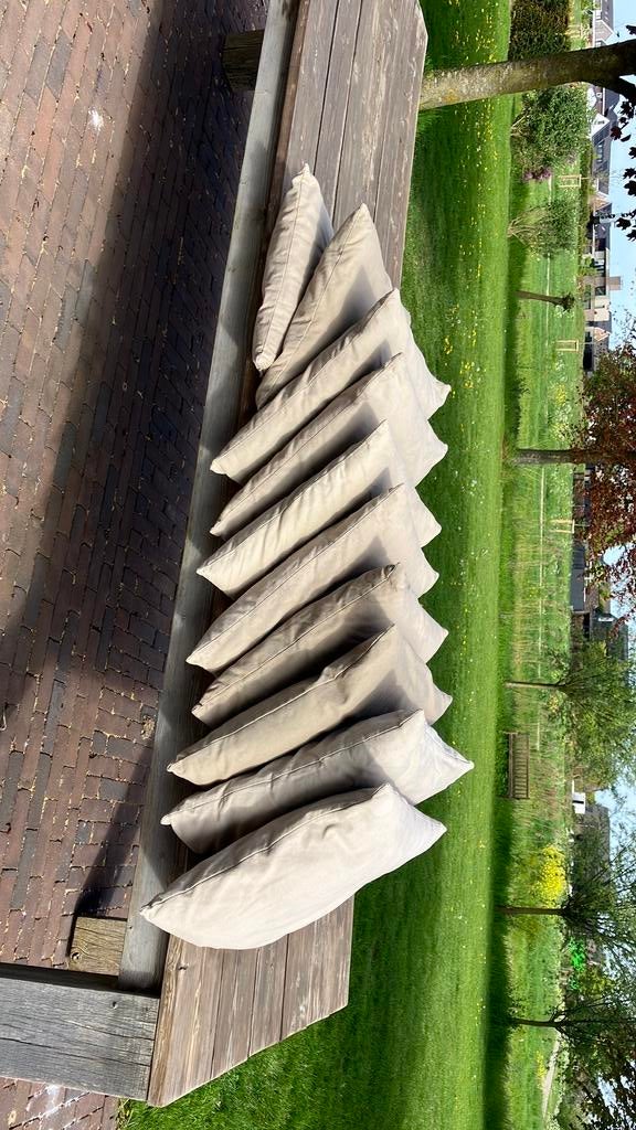 Kussens, 10 stuks, taupekleur., Huis en Inrichting, Ophalen, Gebruikt, Vierkant