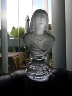 Een borstbeeld voorstellende maria in een zware kwaliteit, Ophalen