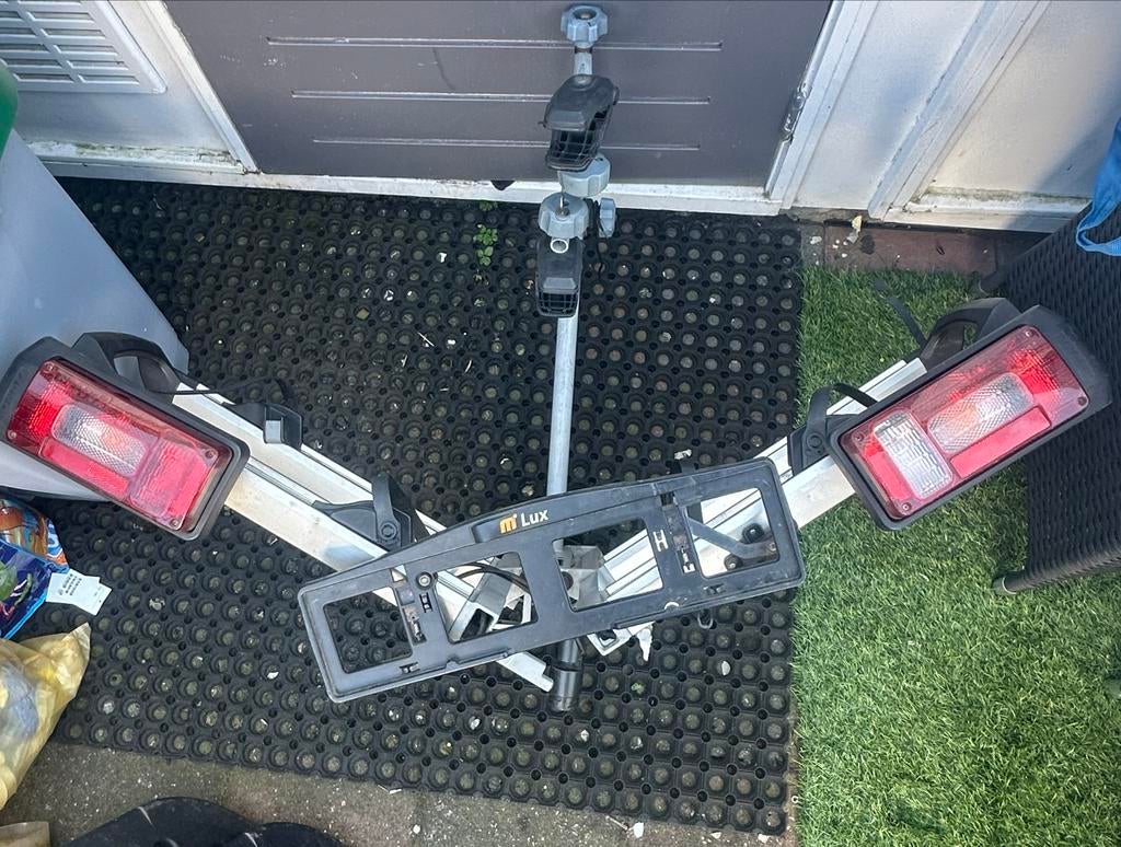 Movanext Lux fietsdrager voor 2 fietsen, Ophalen of Verzenden, 2 fietsen, Gebruikt, Trekhaakdrager