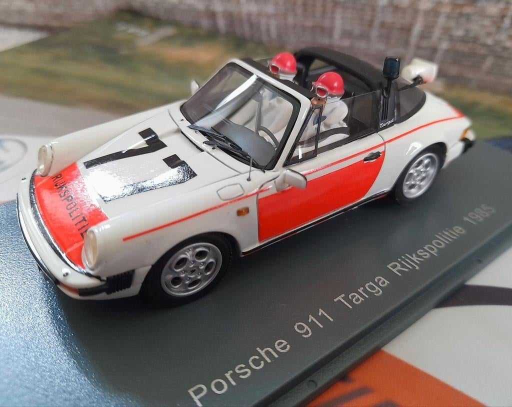 Porsche 911 Targa 1985 Rijkspolitie Baas van de snelweg, Ophalen of Verzenden, Auto's