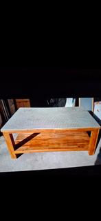 Een teakhouten  salontafel met  een composiet blad, Huis en Inrichting, Tafels | Salontafels, Ophalen of Verzenden, Rechthoekig