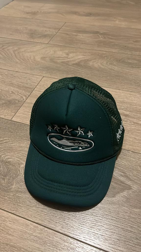 Corteiz Pet - Donkergroen - Top Kwaliteit - Nieuw, Ophalen of Verzenden, Nieuw, One size fits all, Pet